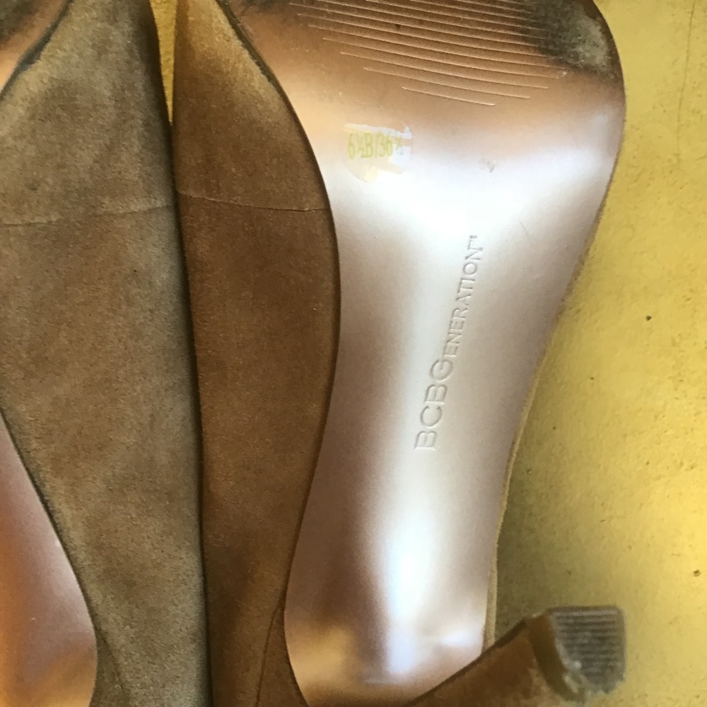Shoes - Picture 7 of 7